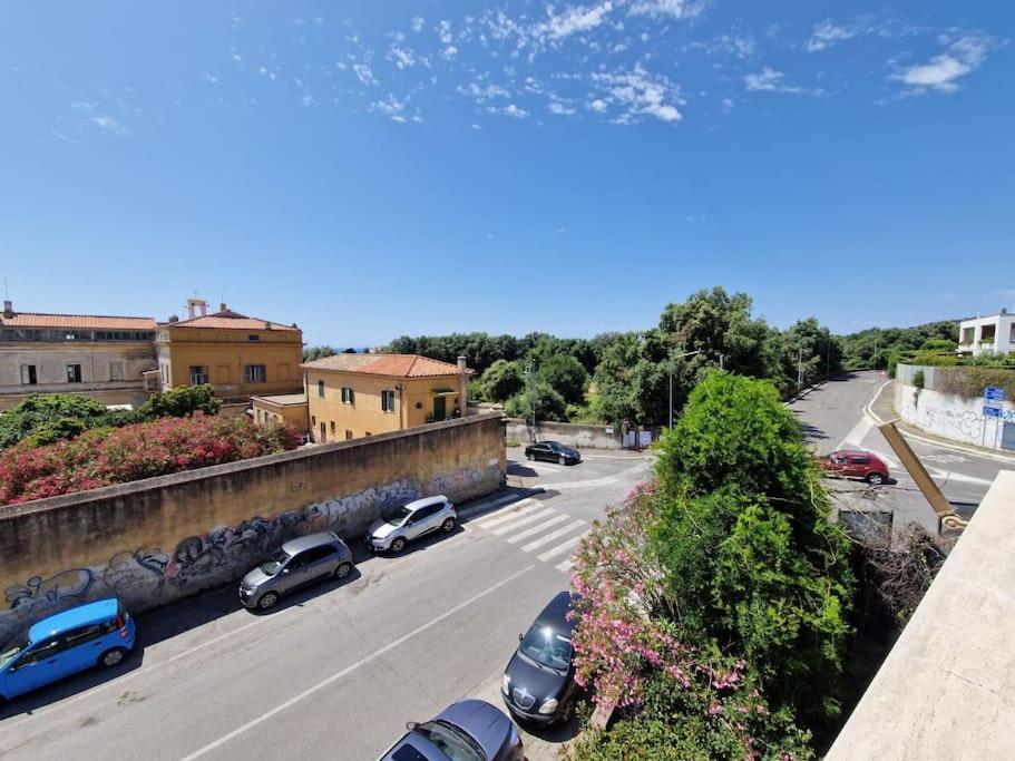 Terrazza A Nettuno E Chiesa Giubilare Santa Maria Goretti Exterior photo
