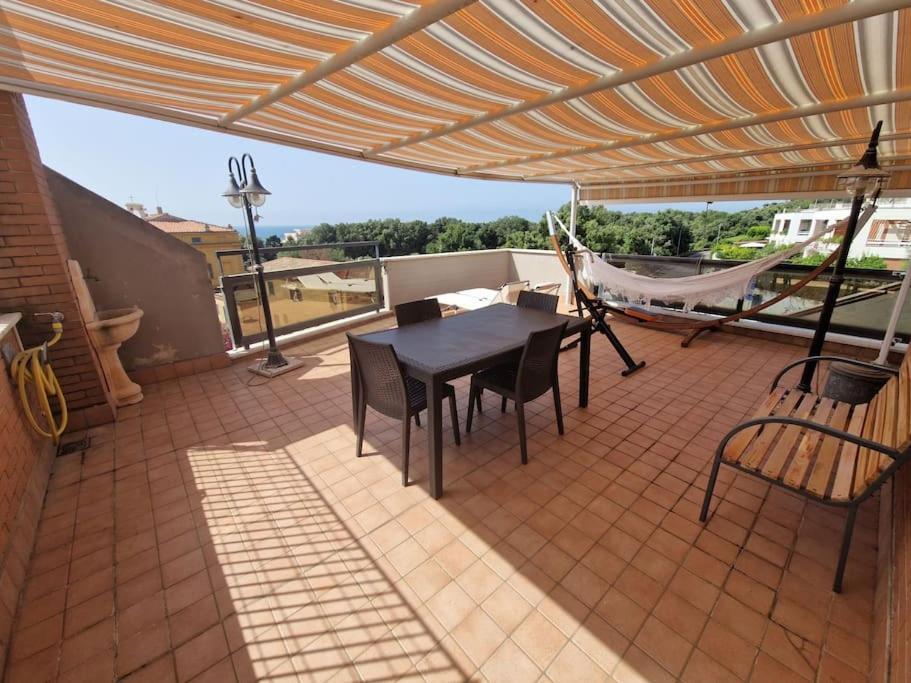 Terrazza A Nettuno E Chiesa Giubilare Santa Maria Goretti Exterior photo